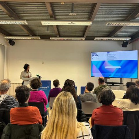 Leiho Morea webgunea aurkeztu du Elhuyarrek